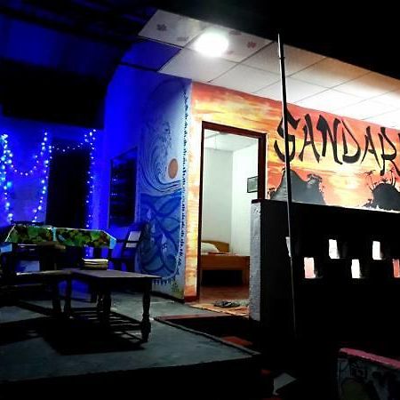 Sandaru Surffing Inn 웰리가마 외부 사진